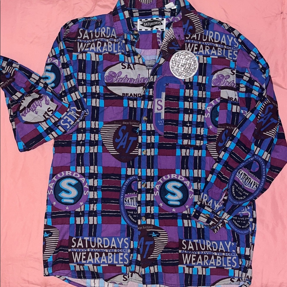 🪩🕺Disco Retro Groovy Saturday Print Button front Longsleeve shirt Men’s Large